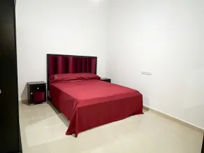 Spacious and convenient apartment - Image 5