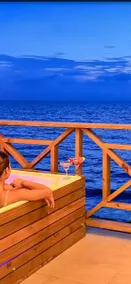 Oceanfront BrizaMarina, 8 people, pool, Jacuzzi. - Image 2