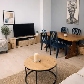 Harmony Haven | Cozy Apartment for Couples - Image 4