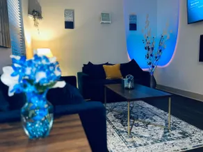 LuxuryRiverViewApt - Image 2