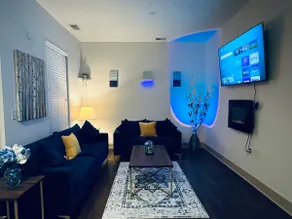 LuxuryRiverViewApt - Image 3