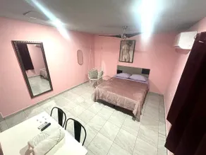 Columpio Loft, Queen Bed, Roku TV65 Netflix, Wifi - Image 4