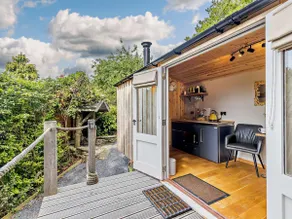 1 Bed in Welshpool oc-92796 - Image 4