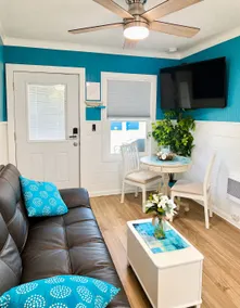 12 Sand Dollar Hideaway Charming 1BR Sleeps 4 - Image 2