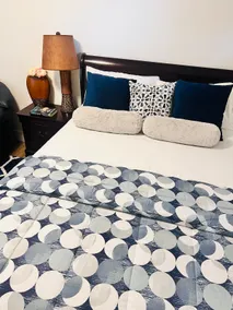 New & Modern Suite in Bristol Riverview - Image 4
