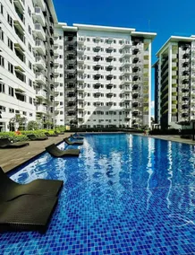 SMDC CHARM 1 bedroom condo with Netflix & Balcony - Image 5
