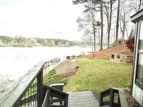 QualityTime | Waterfront Cabin - Image 4