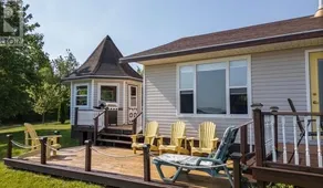 Waterfront Cottage in Georgetown, PEI - Image 5
