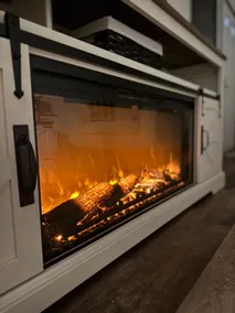 Cozy Escape • Fireplace • Near Downtown & Lake - Image 2