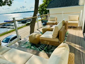 The Lakeview! View & Location! - Image 4