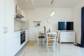 Elegant Krk Hideaway Apartment With Terrace - Image 4