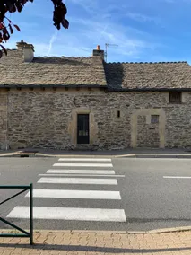 Village house - Image 5