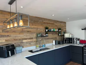 The Mills house - Modern 5 bed with sea views. - Image 4