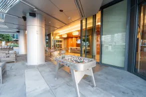 Luxury High Rise Unit DTLA Free Parking - Image 5