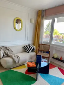 Luxurious studio with balcony close to the train station - Image 2