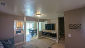 Central Mountain Retreat - Sleeps 7! - Image 2