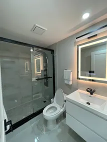 Beautiful 2 Bedroom Home Suite - Image 3