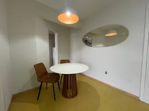 Cozy and central apartment - Image 3