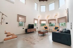 Villa Di Leon - Uniquely Designed Villa with Pool in a Picturesque Village near Famous Porto Limnionas, Offering Exceptional Hospitality By Villa Mana Gers - Image 4