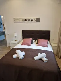 Lovely and Convenient Sagrada Familia Apartment - Image 3