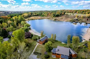 Lakeside Cabin Retreat Private Lakehouse Hideaway! - Image 3