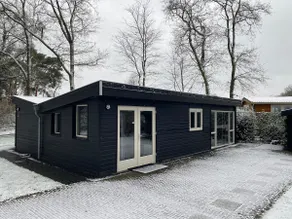 Chalet 42 'Vuursteenberg' Bospark IJsselheide Zwolle Hattemerbroek - Image 2