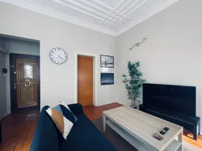 Cozy 1-Bedroom in Historical Nişantaşı Building - Image 2