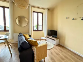 T2 city center – comfortable & bright - Image 2