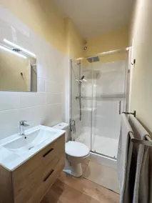 T2 city center – comfortable & bright - Image 3