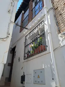 A small big house - Image 4