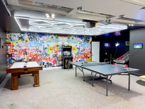 2 King Suites • Hot Tub • Game Room • Pet-Friendly - Image 5