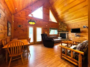 Cabin with a view in Warrens - Image 3