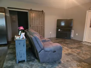 House with a View - Image 4