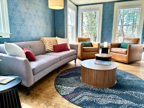 Stylish, Comfy & Fully Stocked, Walk to Everything - Image 3