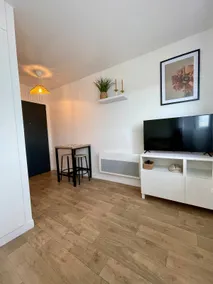 Cozy Studio - Image 3