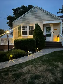 Home in the Heart of the Village - Image 3
