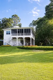 Quiet Waterfront Home | Dock | Wi-Fi | Downtown - Image 2