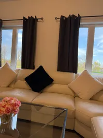 Spacious 3BR Family Home. 20 Mins to Niagara Falls - Image 2