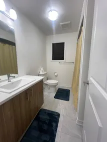 Spacious 3BR Family Home. 20 Mins to Niagara Falls - Image 5