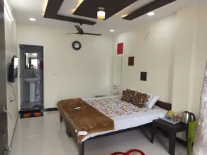Ekansh Homestay Entire 1st floor (2-ROOM) 3 beds - Image 5