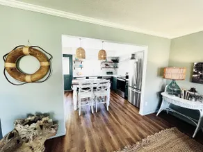 Relaxing Cozy Getaway! Only 300 Feet To The Beach! - Image 5