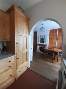 Great transport links, quiet location, EV charging - Image 2