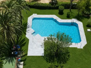 Oasis 504 Suites terrace with ocean views - Image 3
