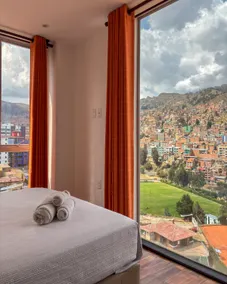 Charming modern loft in Miraflores – La Paz - Image 2