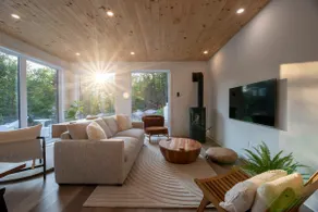 Le Rēva – Luxury, Sauna & Swimming Pool - Image 2
