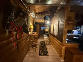 Red Arrow Rustic Retreat - Image 3