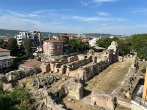 Roman Thermae Heritage Penthouse with Garage - Image 5