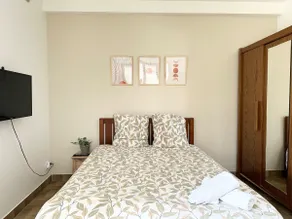 Fully equipped studio, easy parking, with garden (Feu) - Image 2
