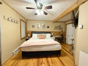 Plentiful Porches - Hot Tub - King Bed - Views - Image 5