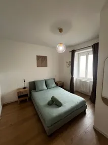 Apartment with vaulted cellar - Image 2